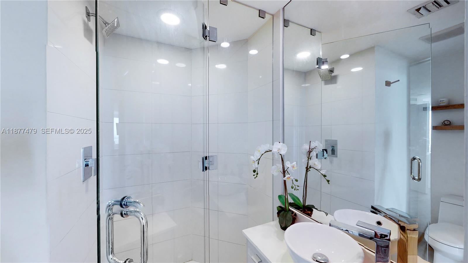 Photo of 650 NE 32nd Street 4607 #4607 listing for Sale