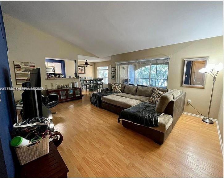 Photo of #A11878015 listing for Sale