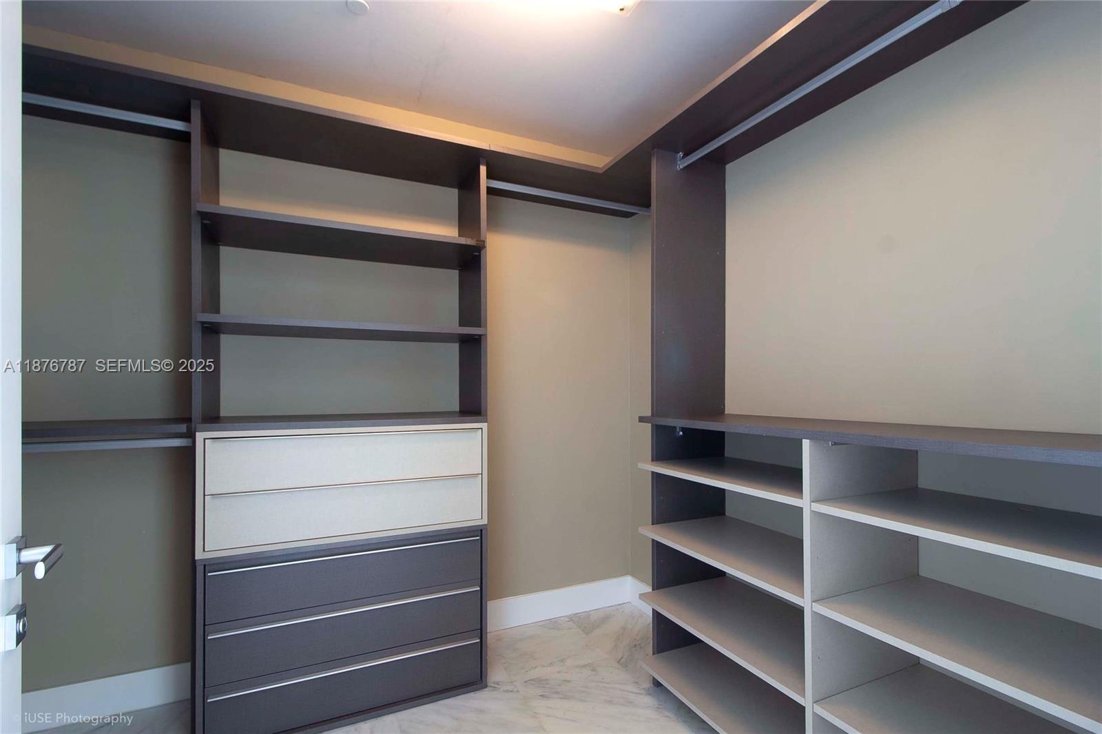 Photo of 1451 Brickell Avenue 3102 #3102 listing for Sale