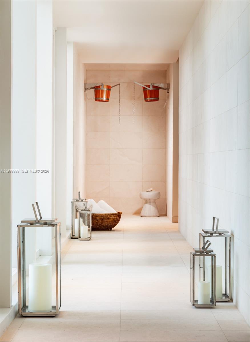 Photo of 4701 N Meridian Avenue 512 #512 listing for Sale