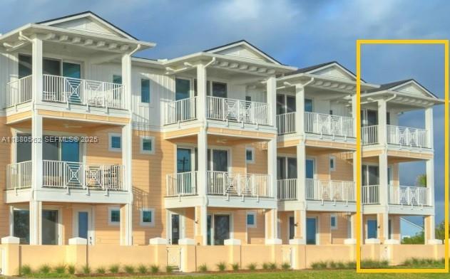Photo of #A11880562 listing for Sale