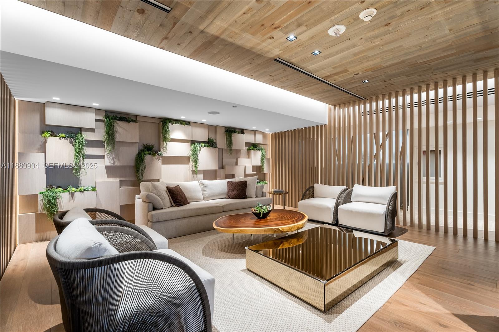 Photo of 2301 Collins Avenue 1523-24 #1523-24 listing for Sale