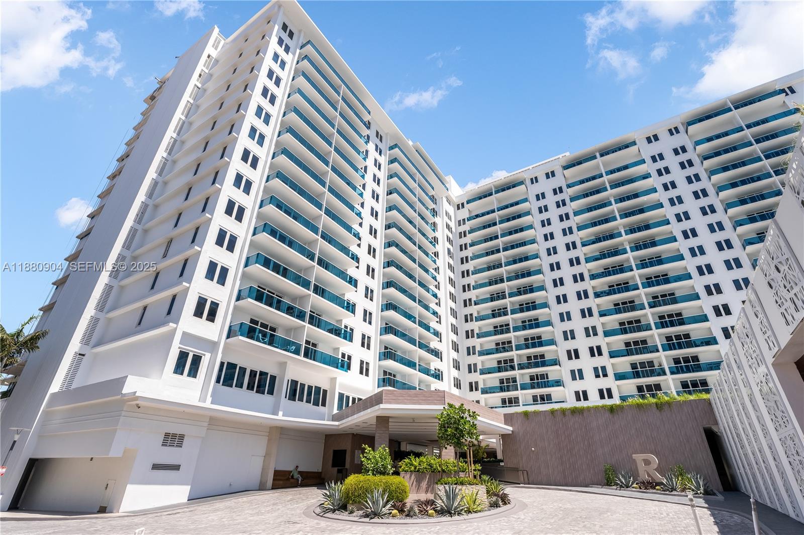 Photo of 2301 Collins Avenue 1523-24 #1523-24 listing for Sale