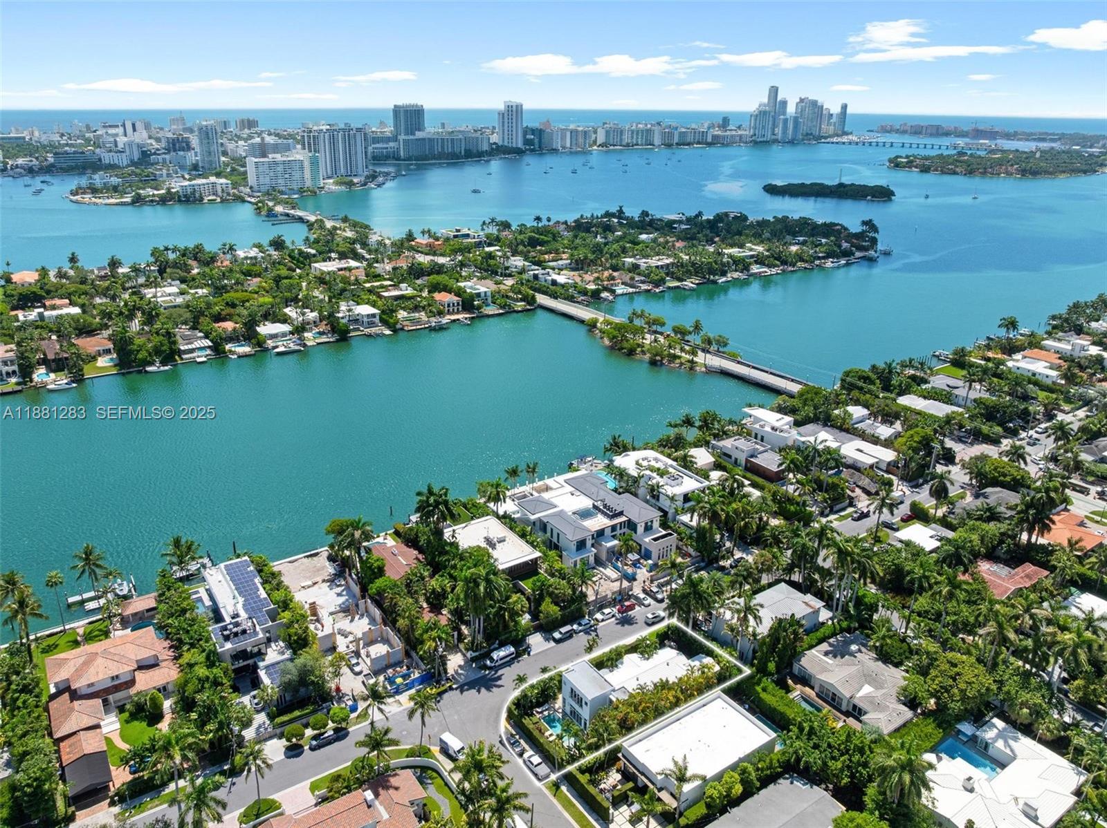 Photo of 520 E Dilido Drive # listing for Sale