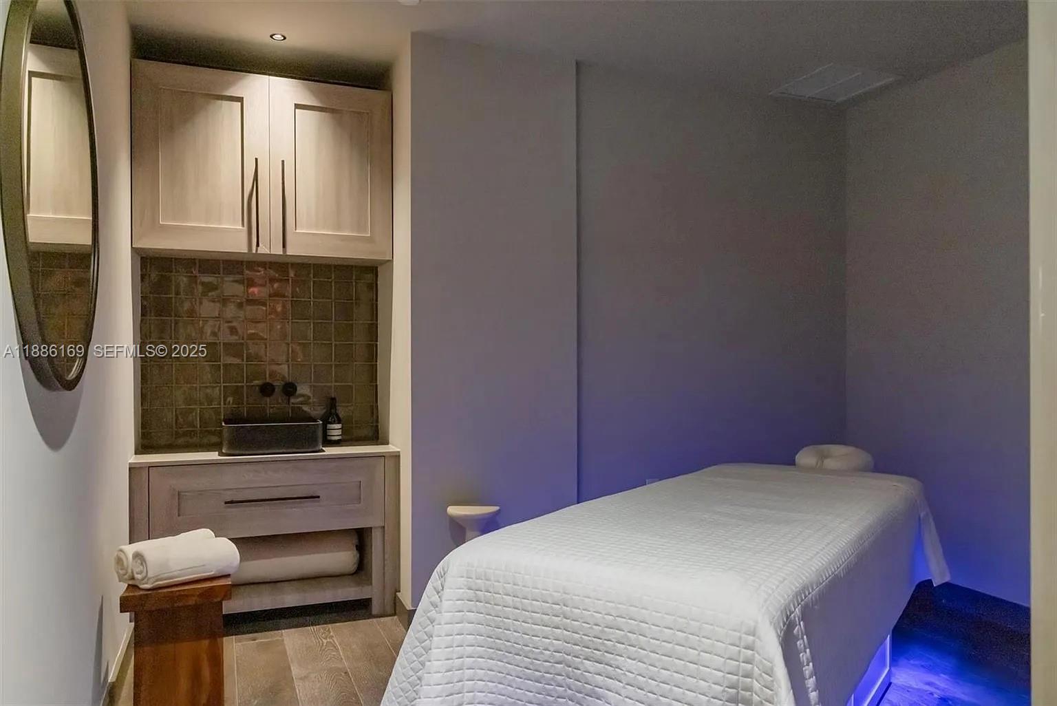 Photo of 159 NE 6th Street 5106 #5106 listing for Sale