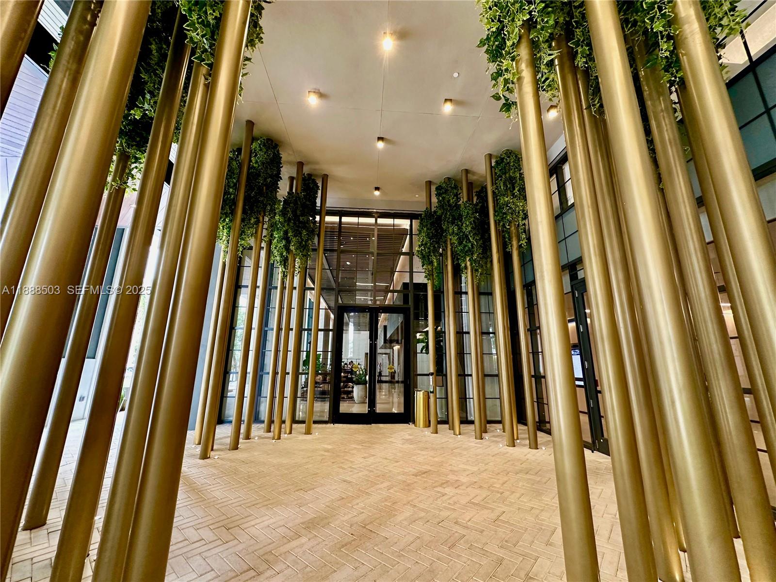 Photo of 159 NE 6th Street 3306 #3306 listing for Sale