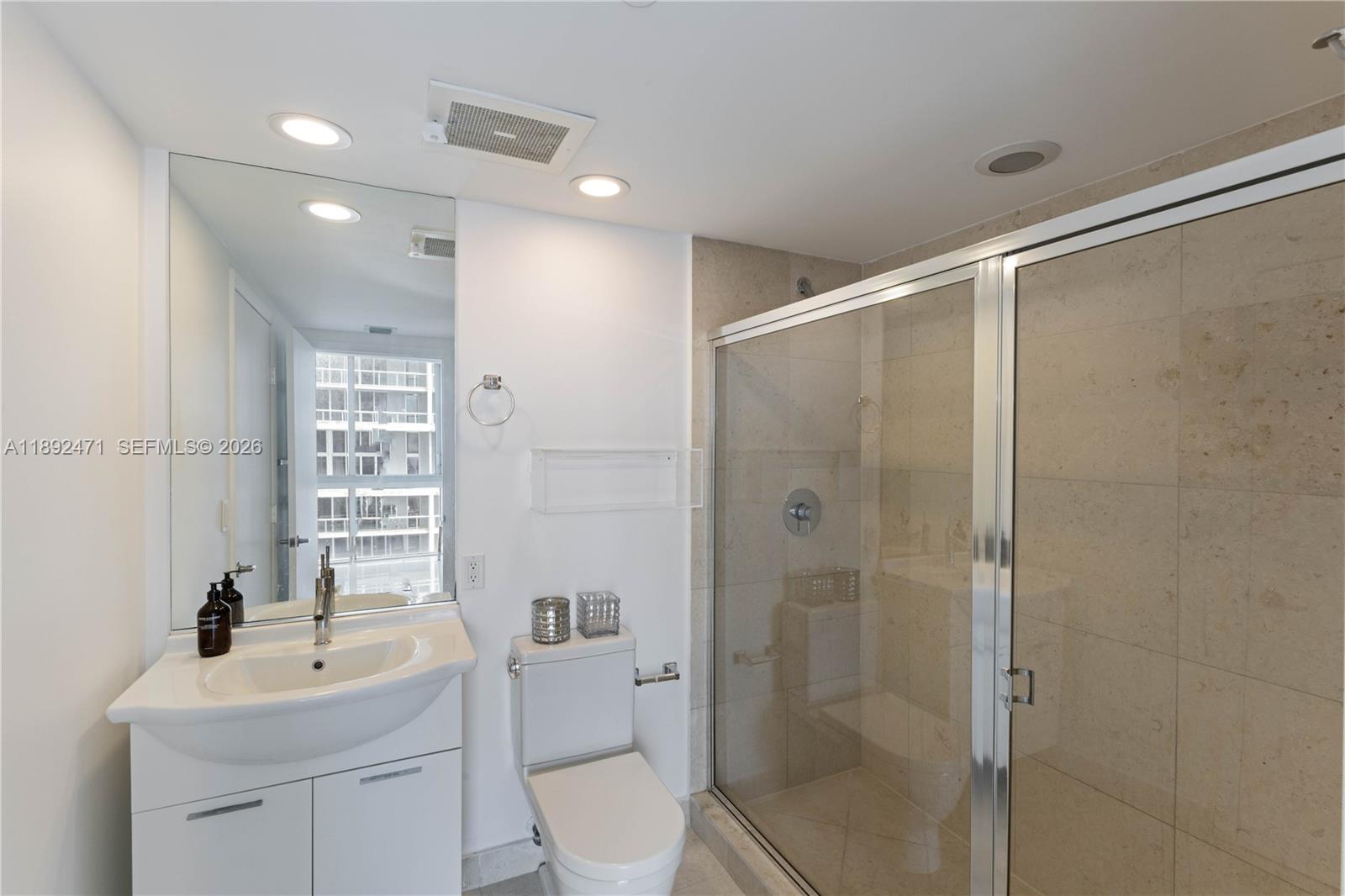 Photo of 475 Brickell Avenue 4015 #4015 listing for Sale