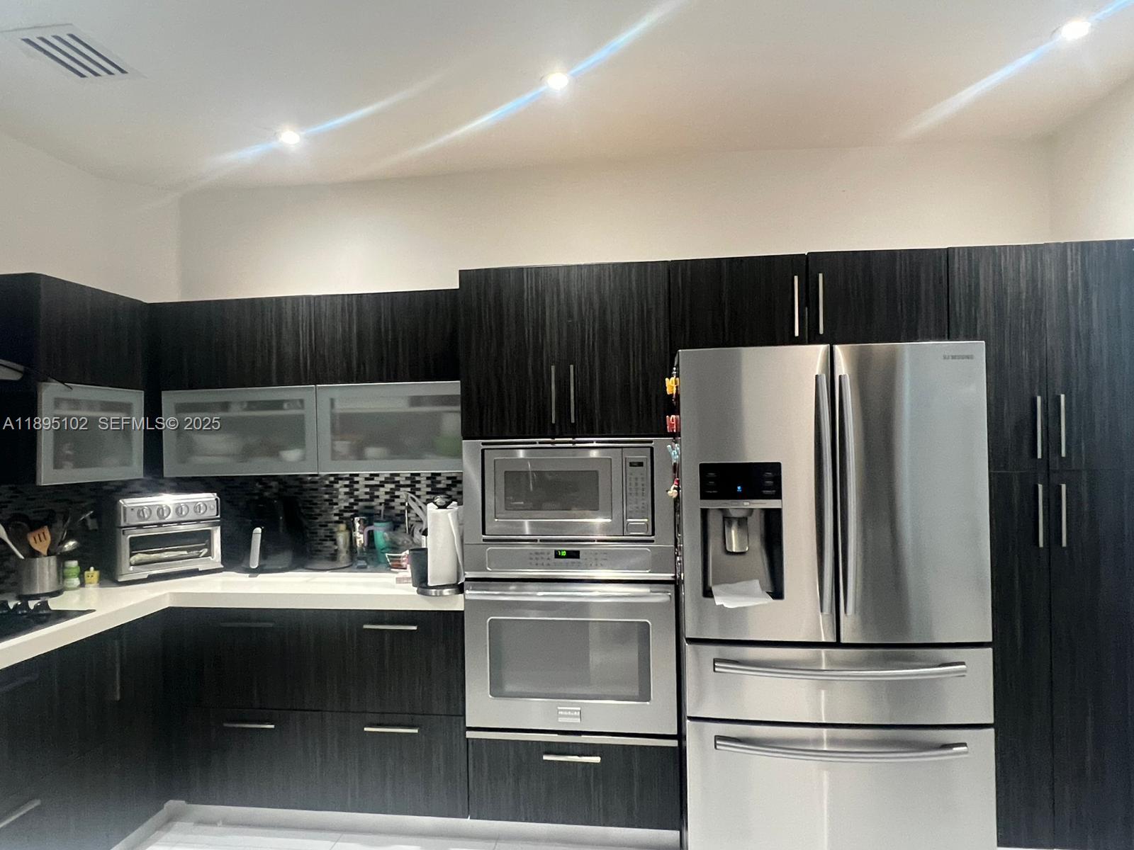 Photo of #A11895102 listing for Sale