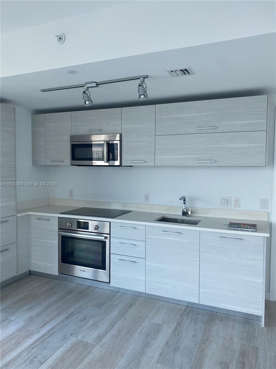 Photo of 650 NE 32nd Street 3108 #3108 listing for Sale