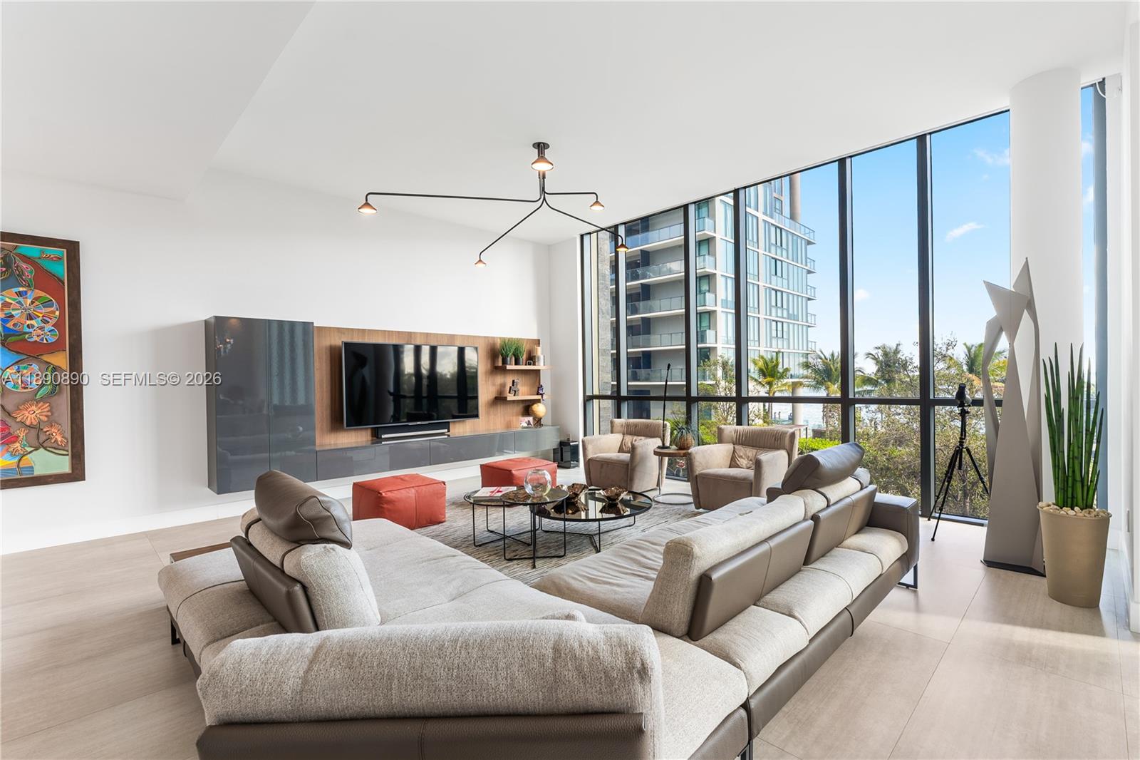 Photo of 650 NE 32nd Street BH7 #BH7 listing for Sale