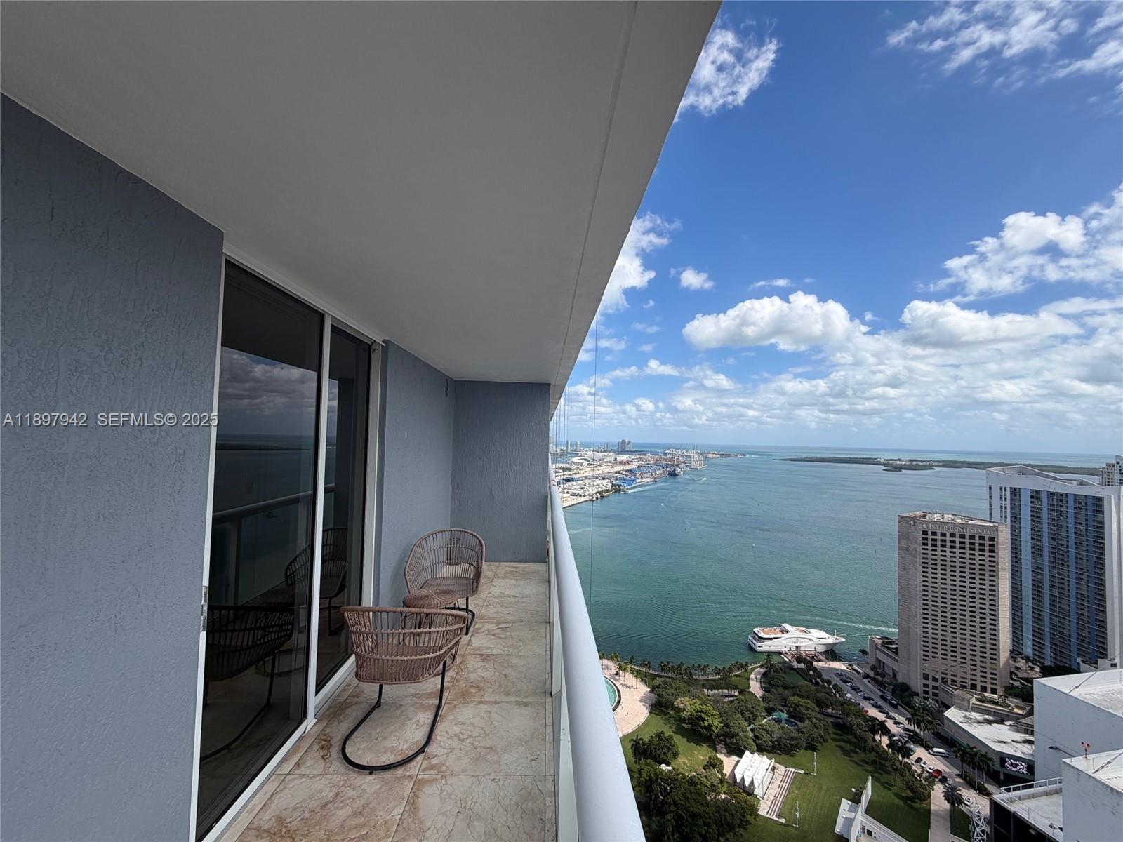 Photo of 50 Biscayne Boulevard 5211 #5211 listing for Sale