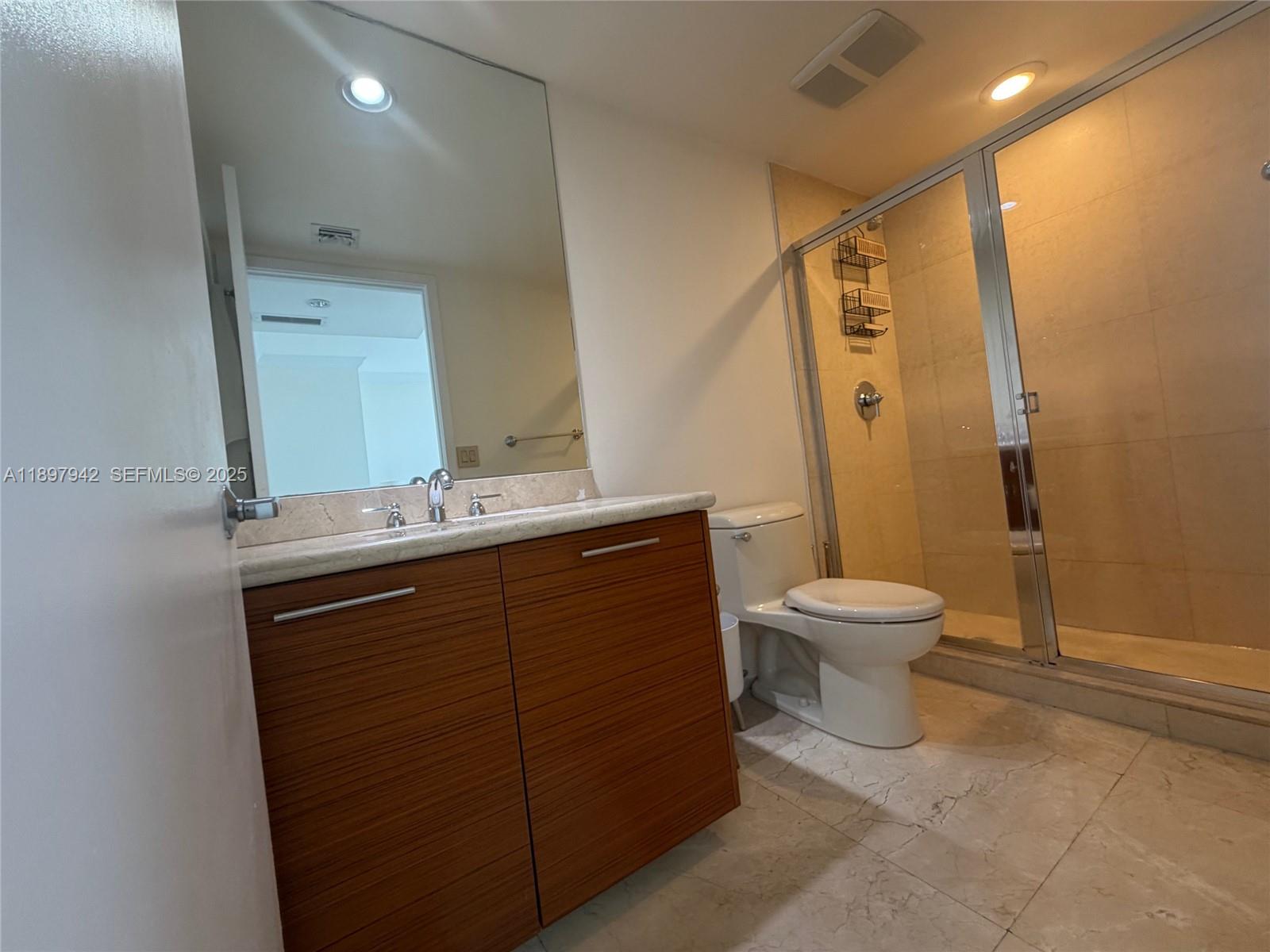 Photo of 50 Biscayne Boulevard 5211 #5211 listing for Sale