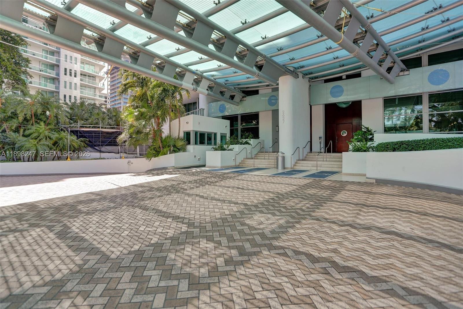 Photo of 2627 S Bayshore Drive 506 #506 listing for Sale