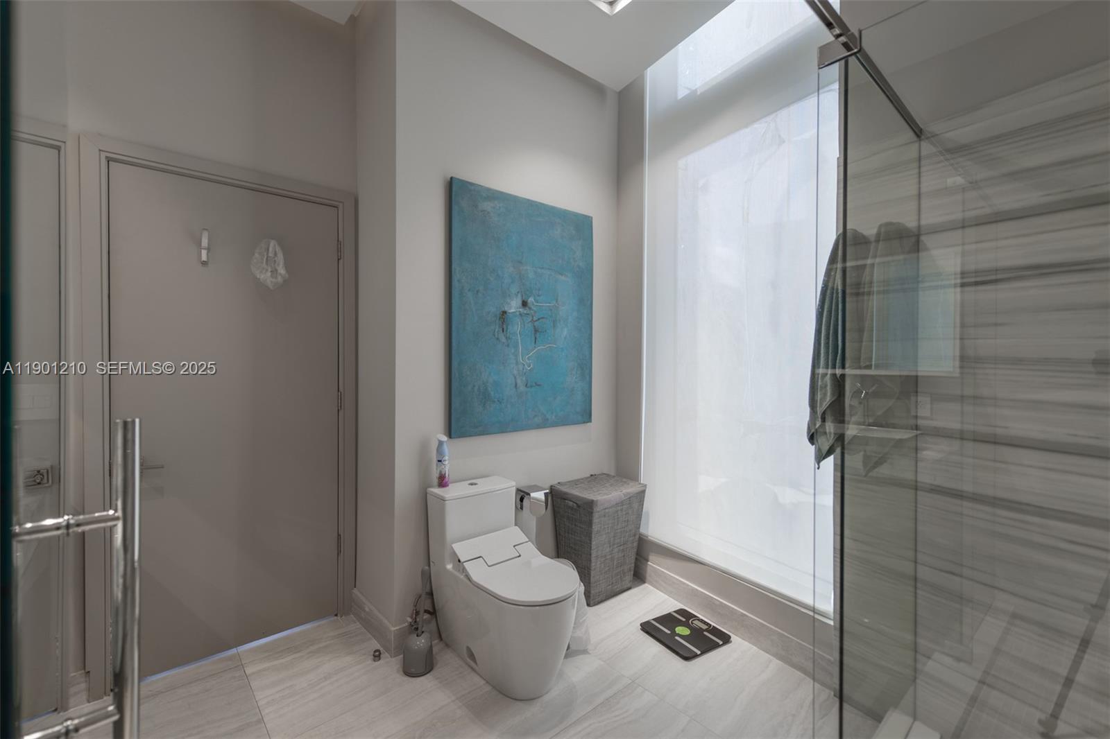 Photo of 495 Brickell Avenue 2211 #2211 listing for Sale