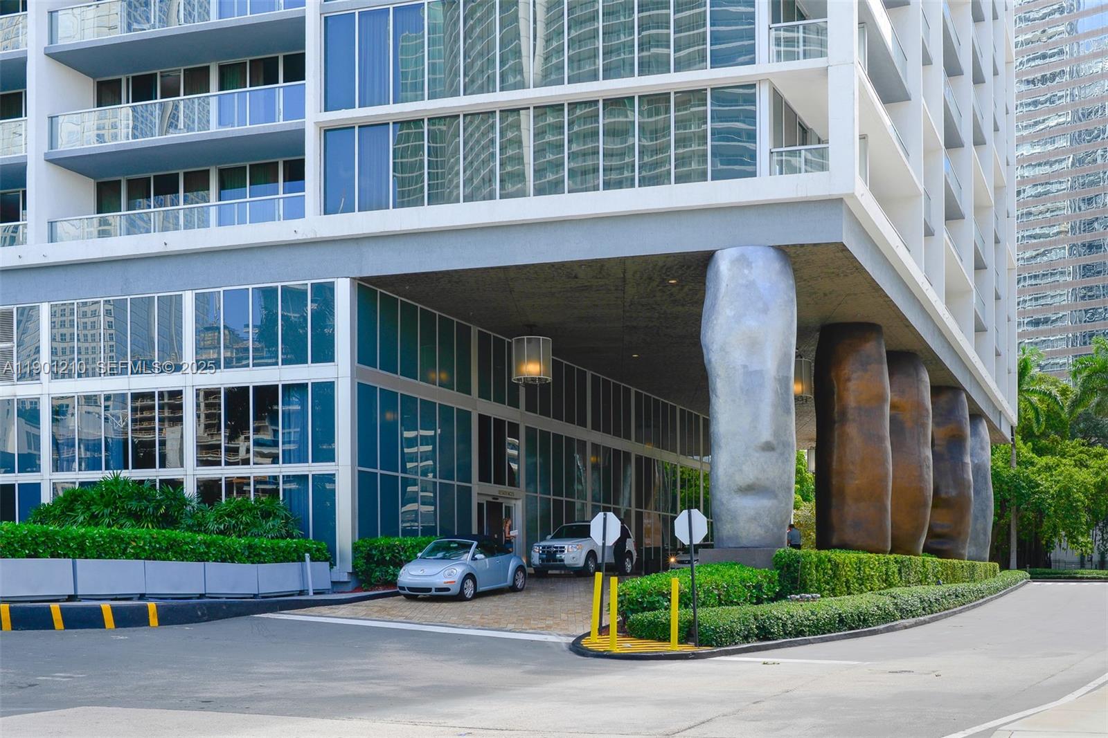 Photo of 495 Brickell Avenue 2211 #2211 listing for Sale