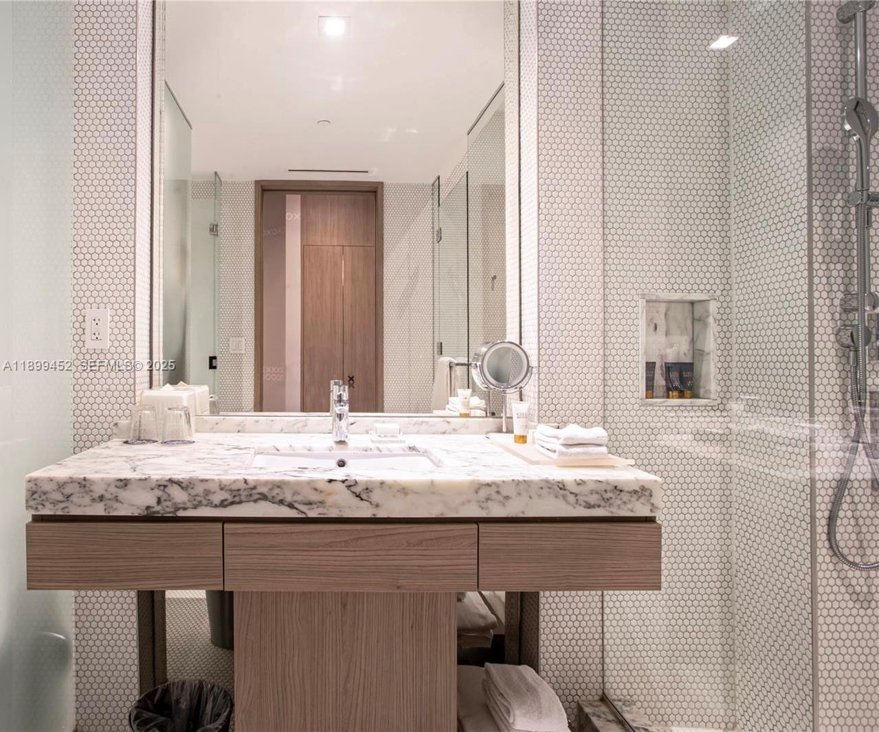 Photo of 801 S Miami Avenue 611 #611 listing for Sale