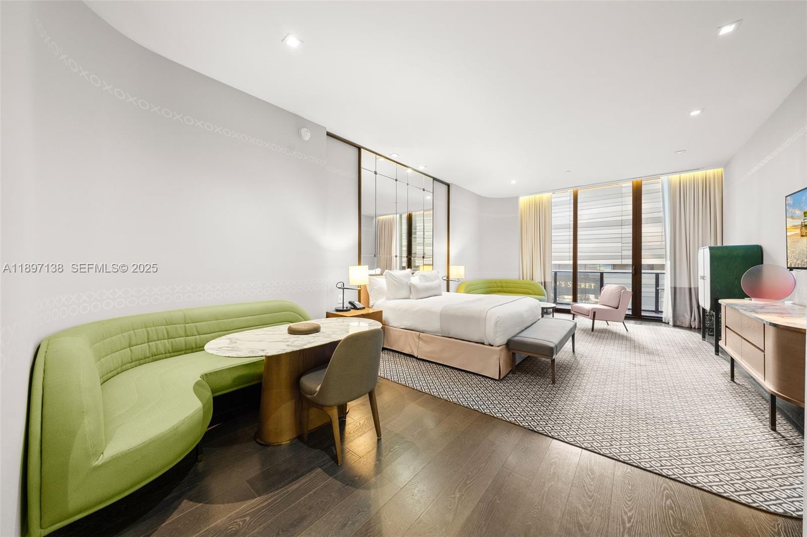 Photo of 801 S Miami Avenue 402 #402 listing for Sale