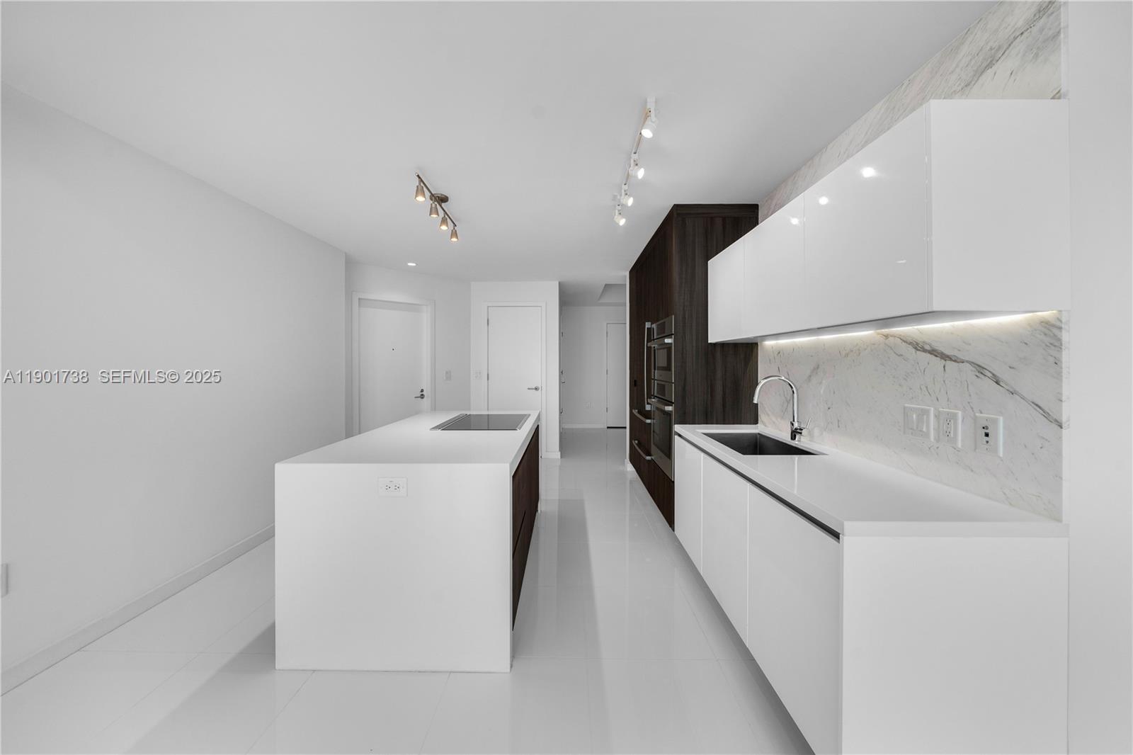 Photo of 851 NE 1st Avenue 2106 #2106 listing for Sale