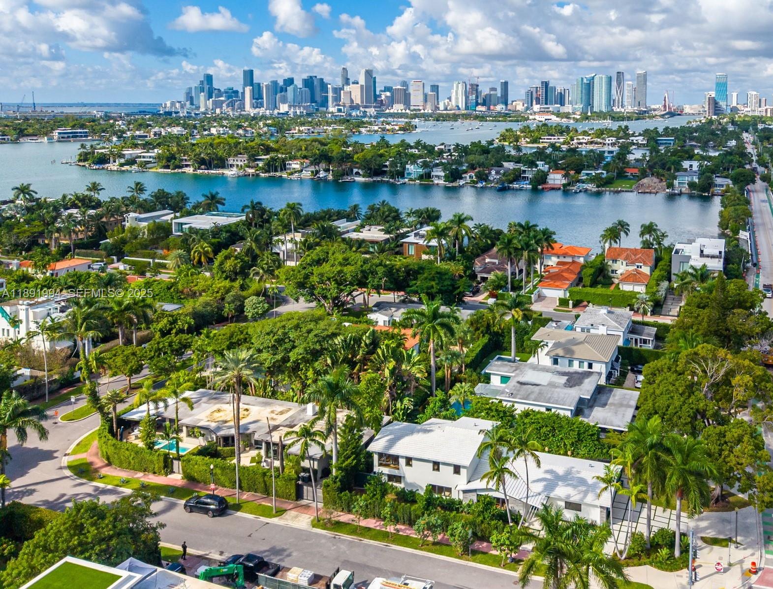 Photo of 222 E Rivo Alto Drive # listing for Sale