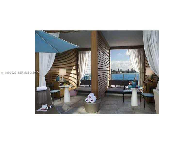 Photo of 200 Biscayne Boulevard Way 4310 #4310 listing for Sale