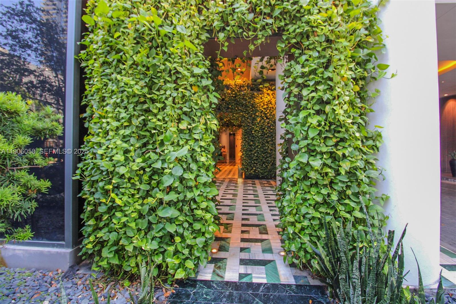 Photo of 801 S Miami Avenue 4309 #4309 listing for Sale