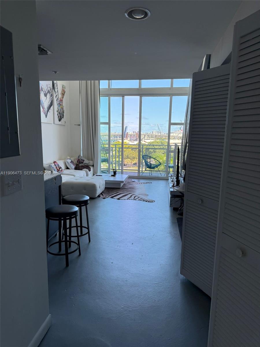 Photo of 253 NE 2nd Street 632 #632 listing for Sale