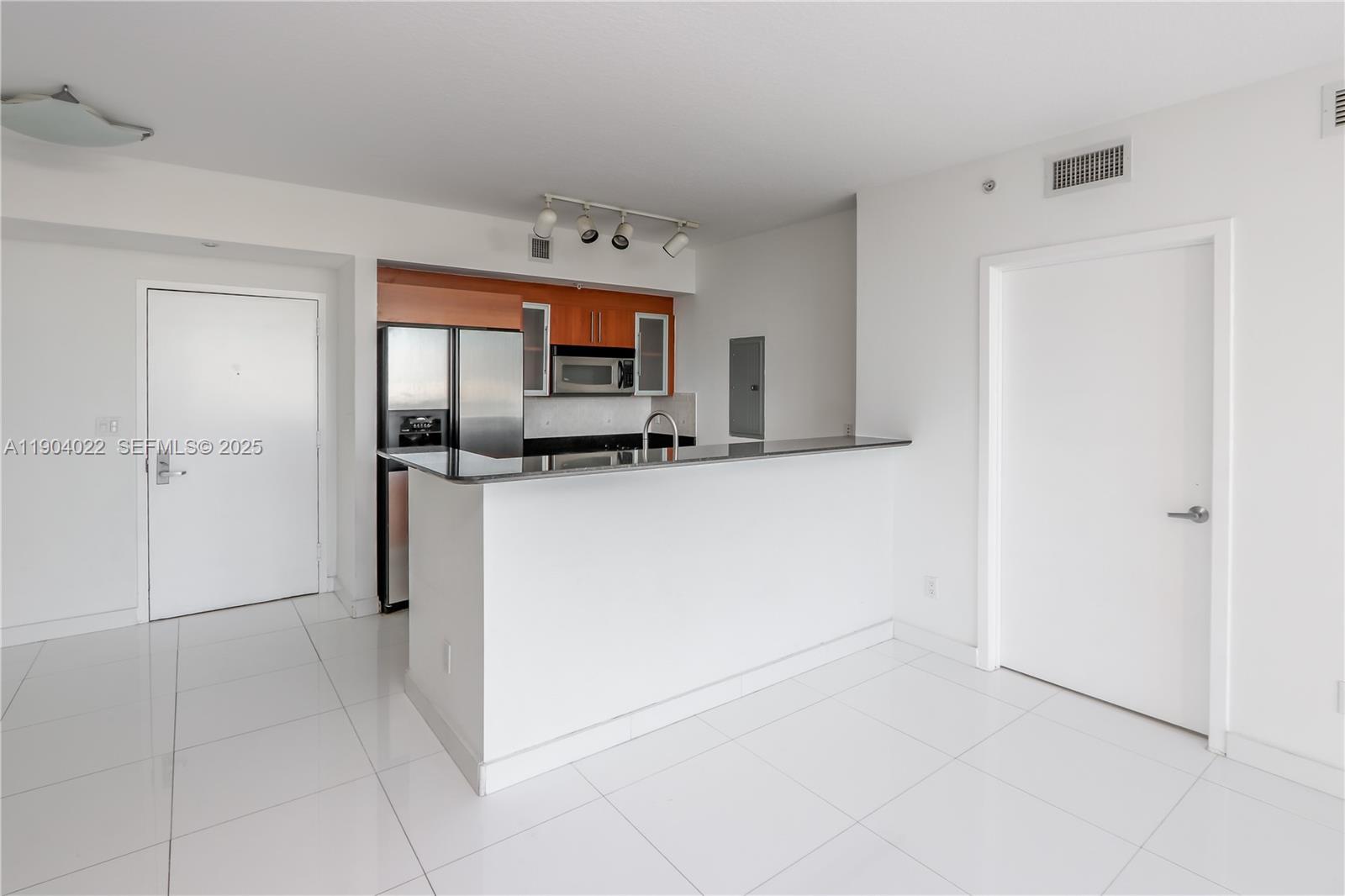 Photo of 325 S Biscayne Boulevard 1722 #1722 listing for Sale