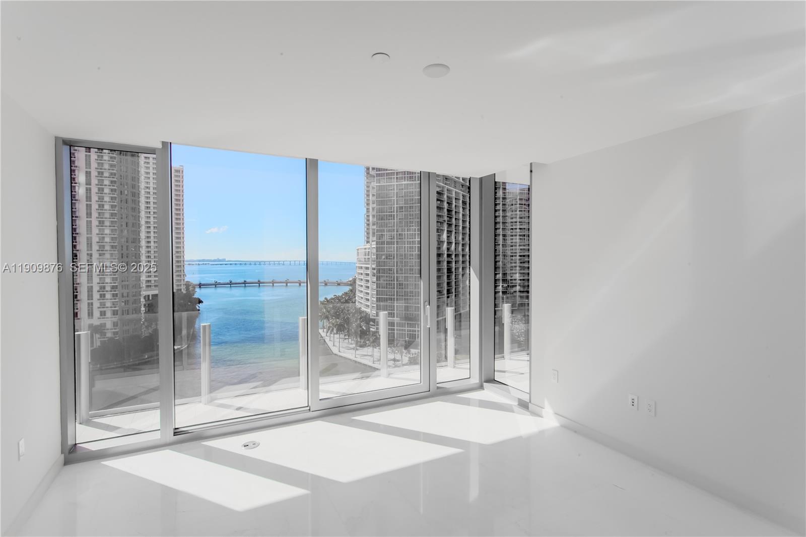 Photo of 300 Biscayne Blvd Way 1003 #1003 listing for Sale