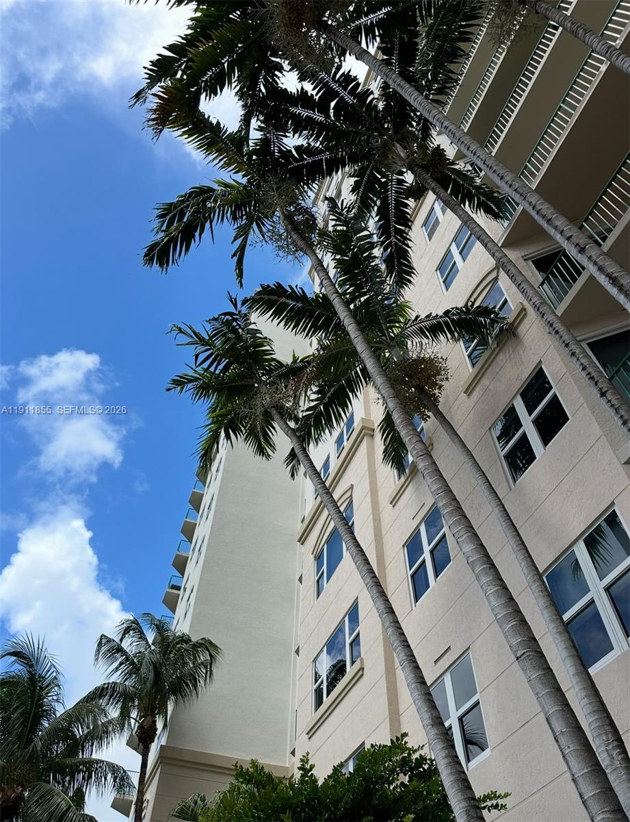 Photo of 19900 E Country Club Drive 816 #816 listing for Sale