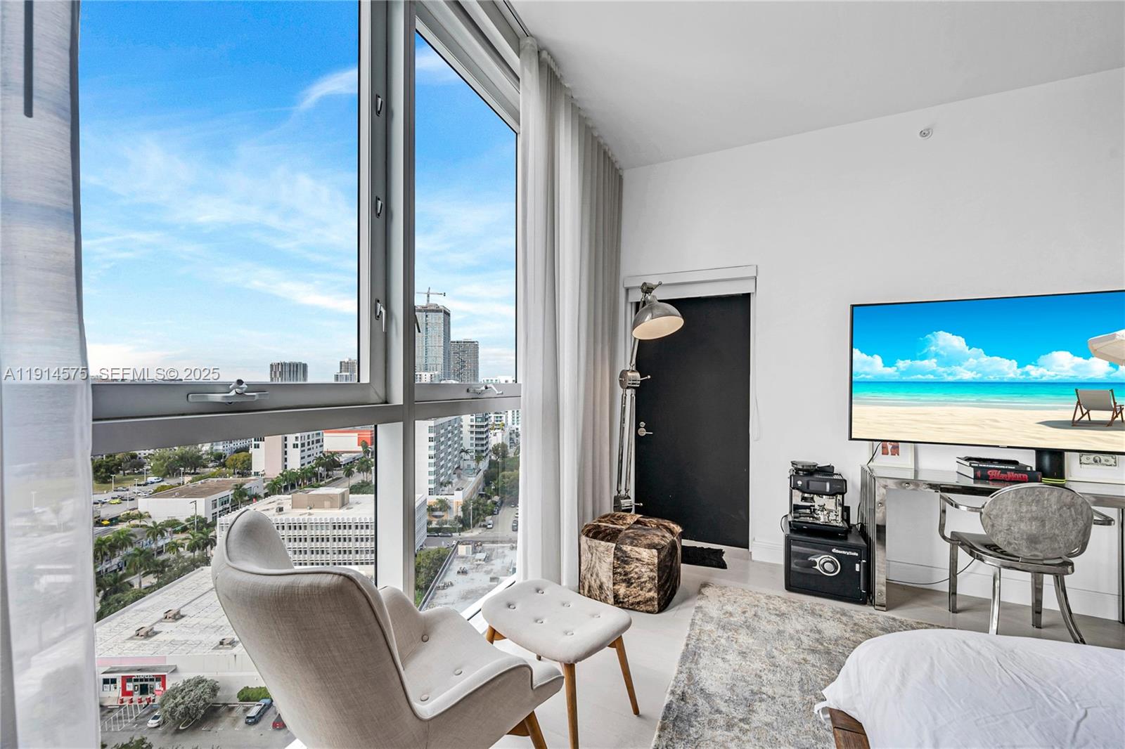 Photo of 2020 N Bayshore Drive 1906 #1906 listing for Sale