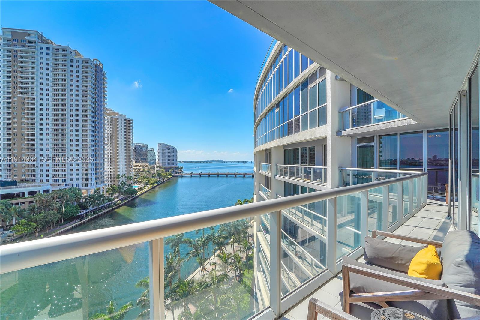 Photo of 465 Brickell Avenue 1001 #1001 listing for Sale