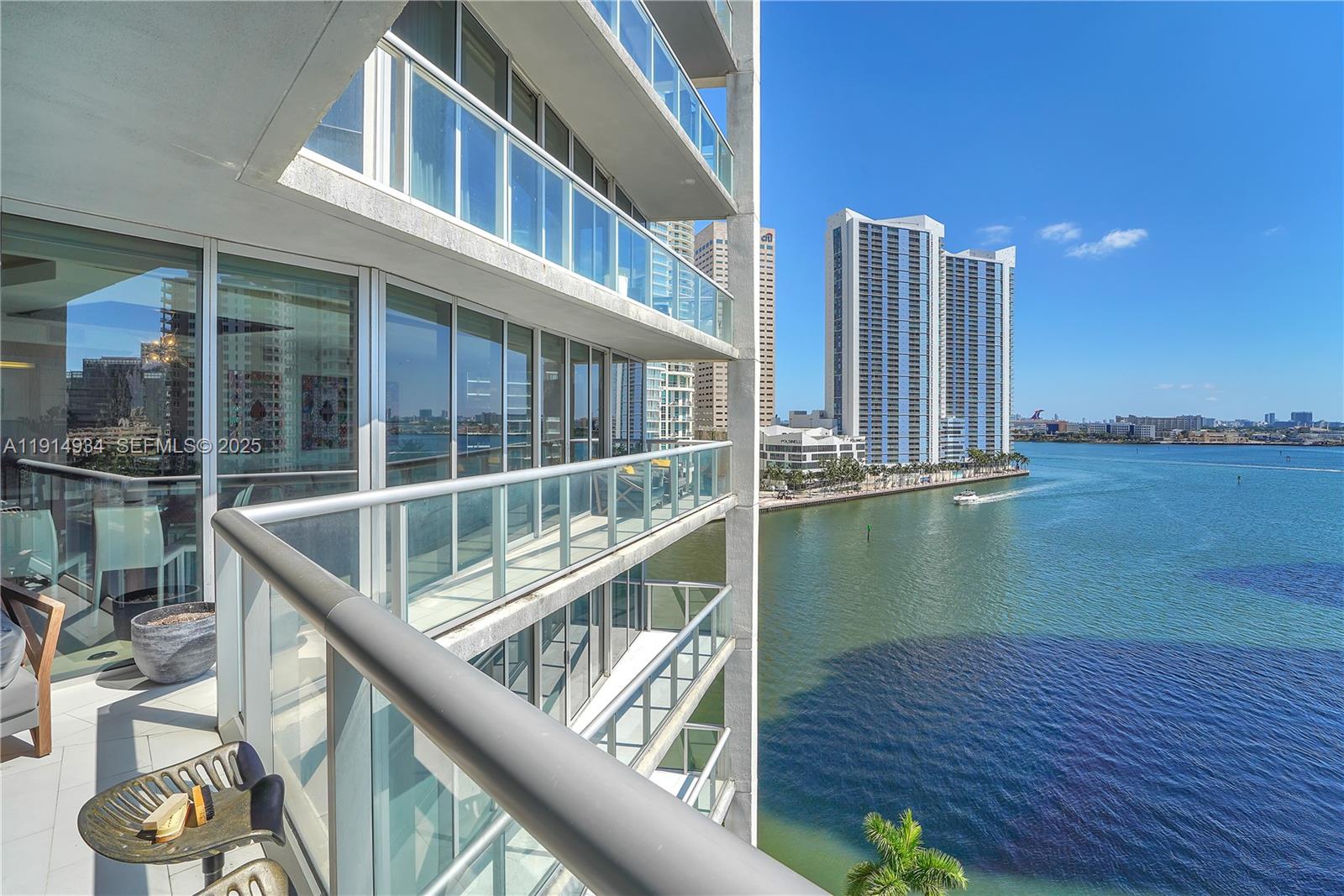 Photo of 465 Brickell Avenue 1001 #1001 listing for Sale