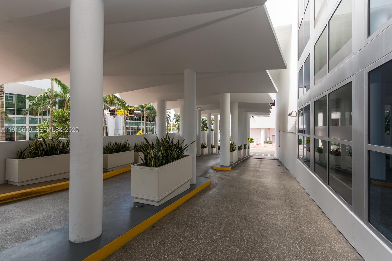 Photo of 6801 Collins Avenue PH06 #PH06 listing for Sale