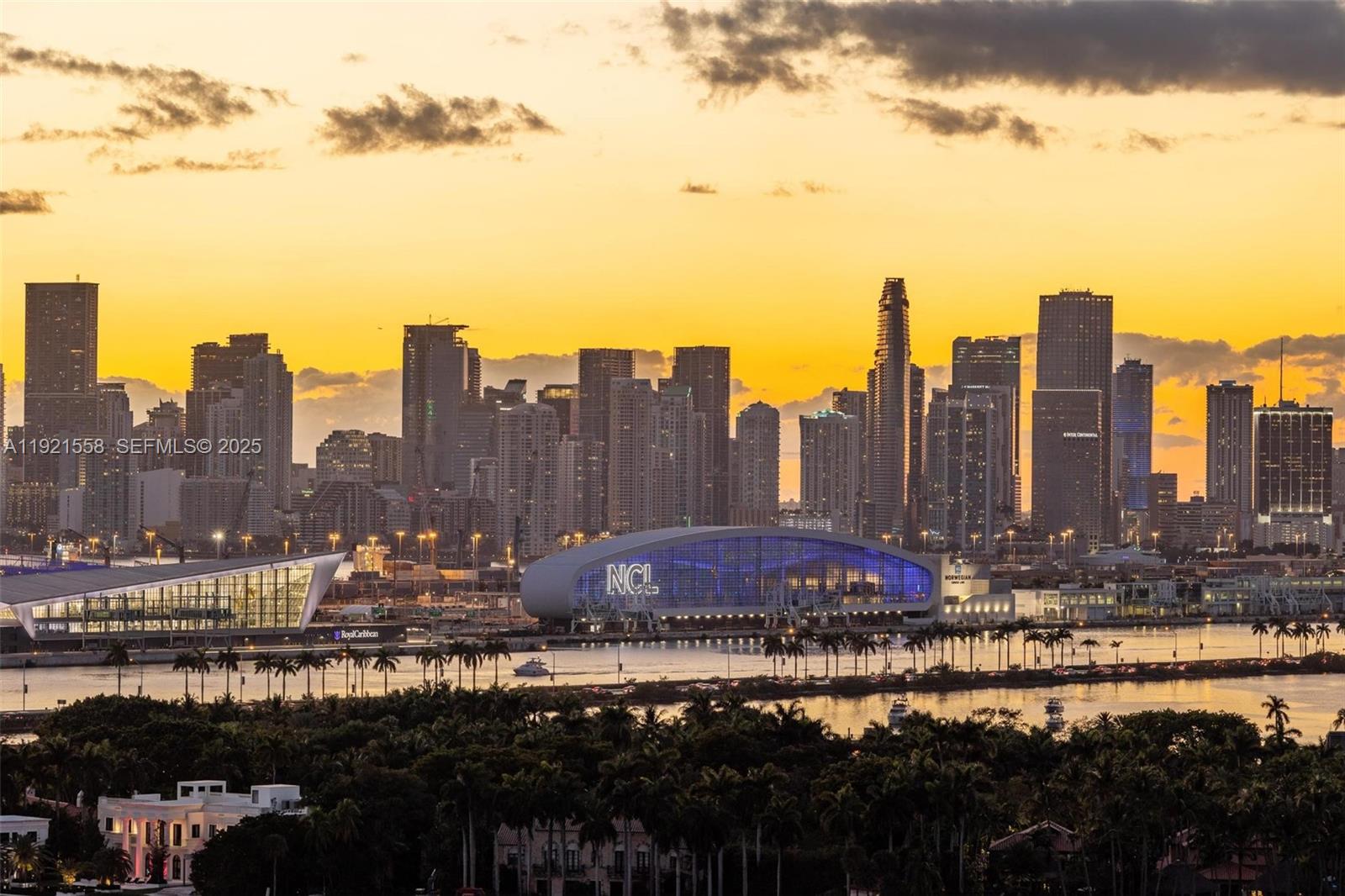 Photo of 650 West Avenue 2801 #2801 listing for Sale