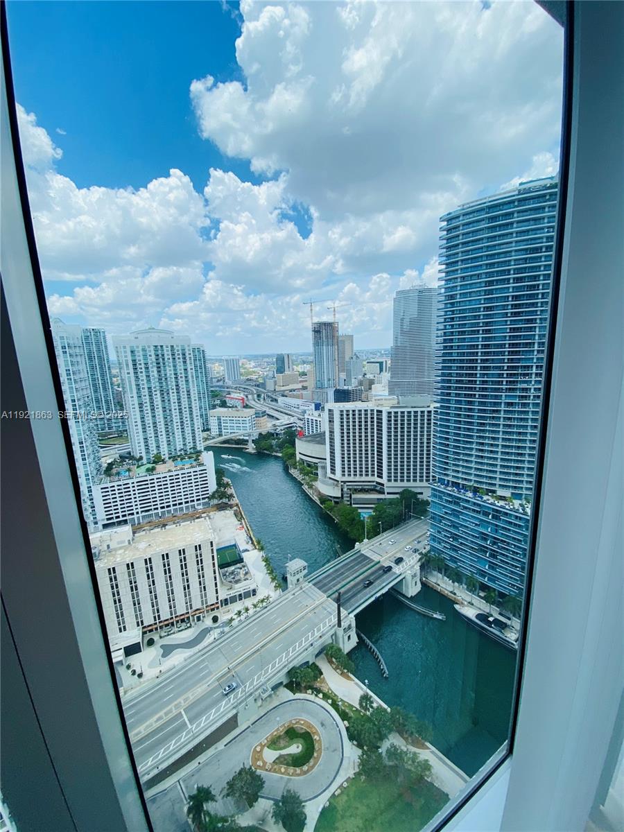 Photo of 475 Brickell Avenue 3715 #3715 listing for Sale