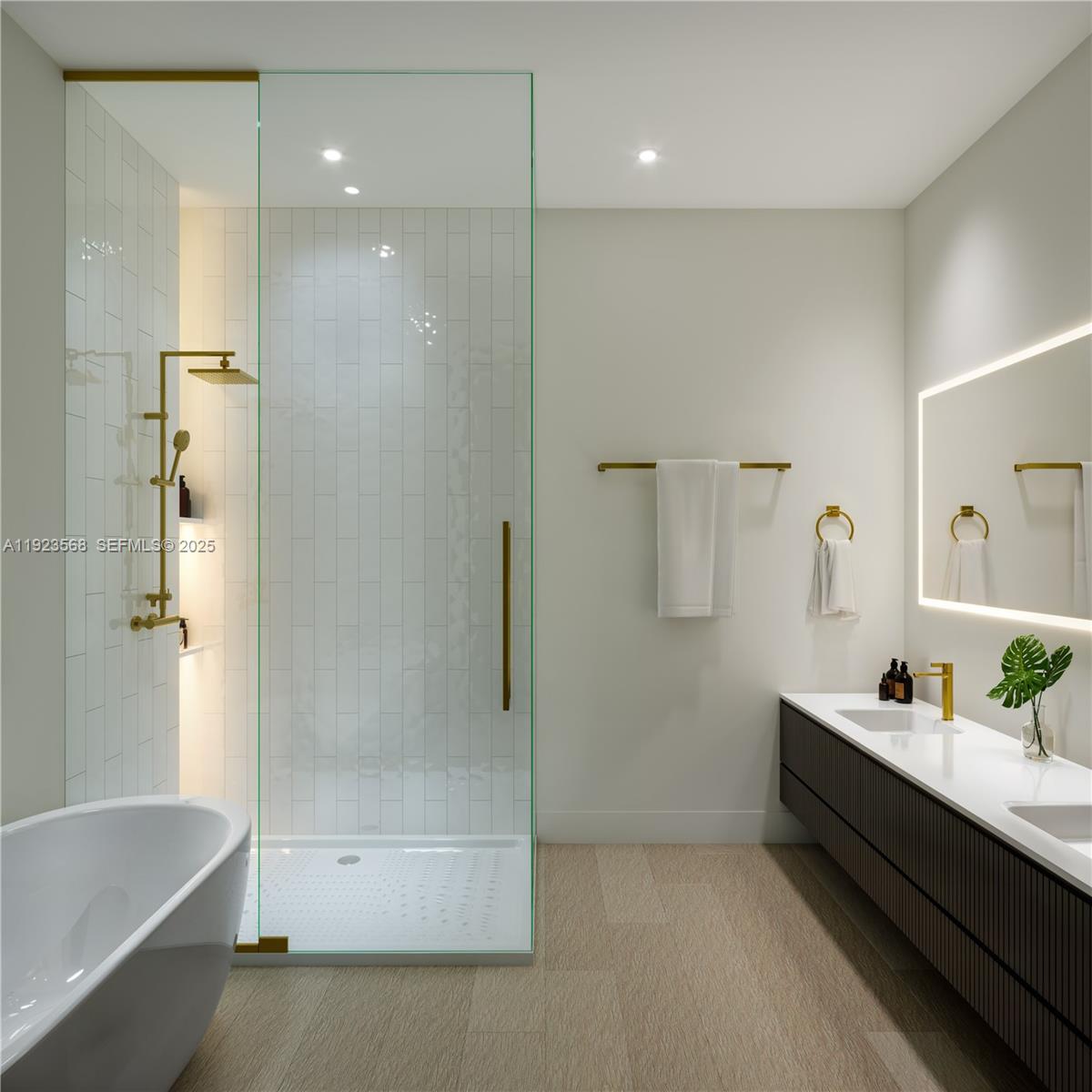 Photo of 218 SE 7th Street 517 #517 listing for Sale