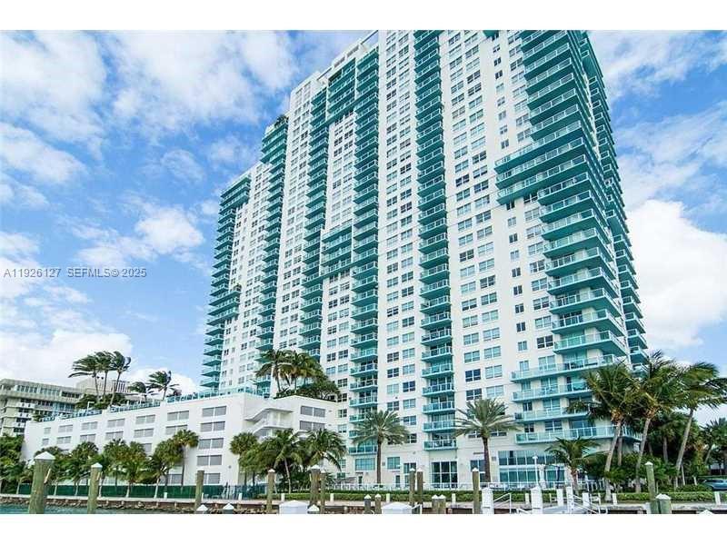 Photo of 650 West Avenue 1001 #1001 listing for Sale