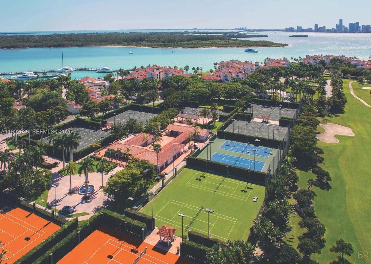 Photo of 6800 Fisher Island Drive 6842 #6842 listing for Sale