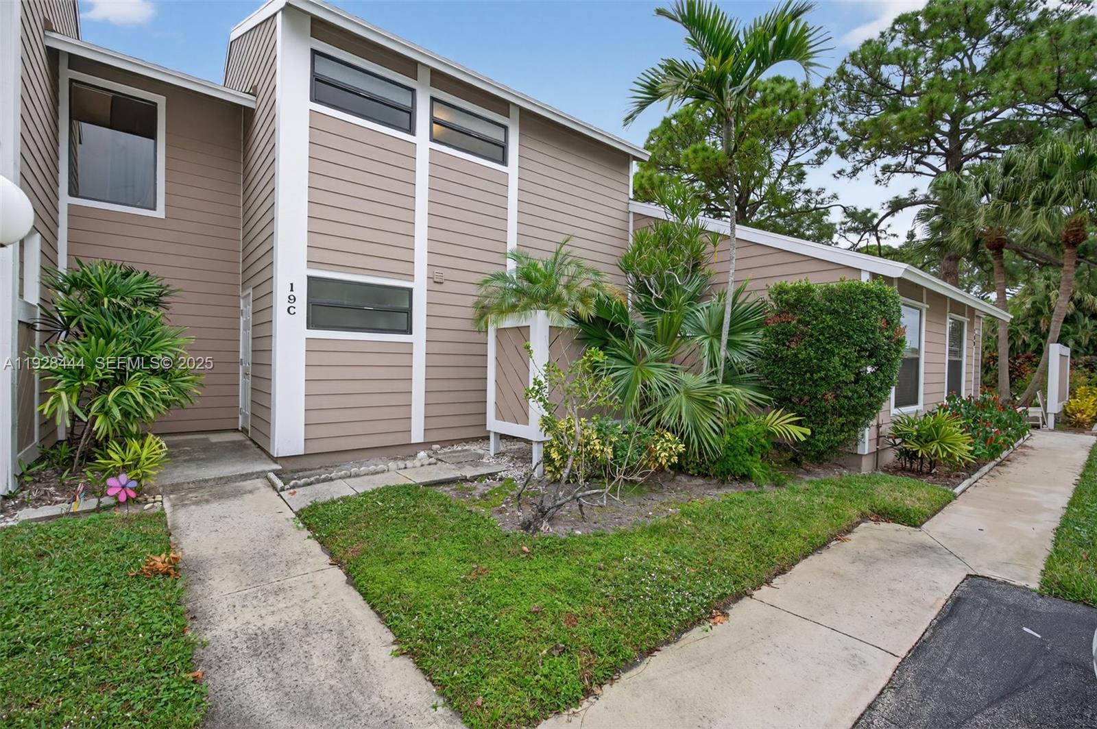 Photo of #A11928444 listing for Sale
