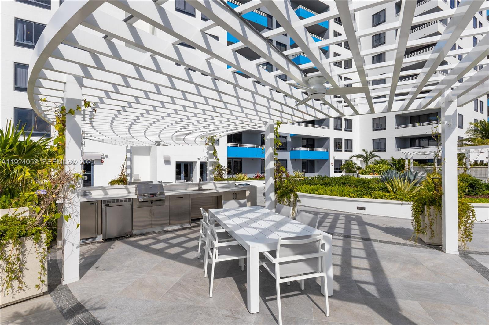 Photo of 1330 West Avenue 1712 #1712 listing for Sale