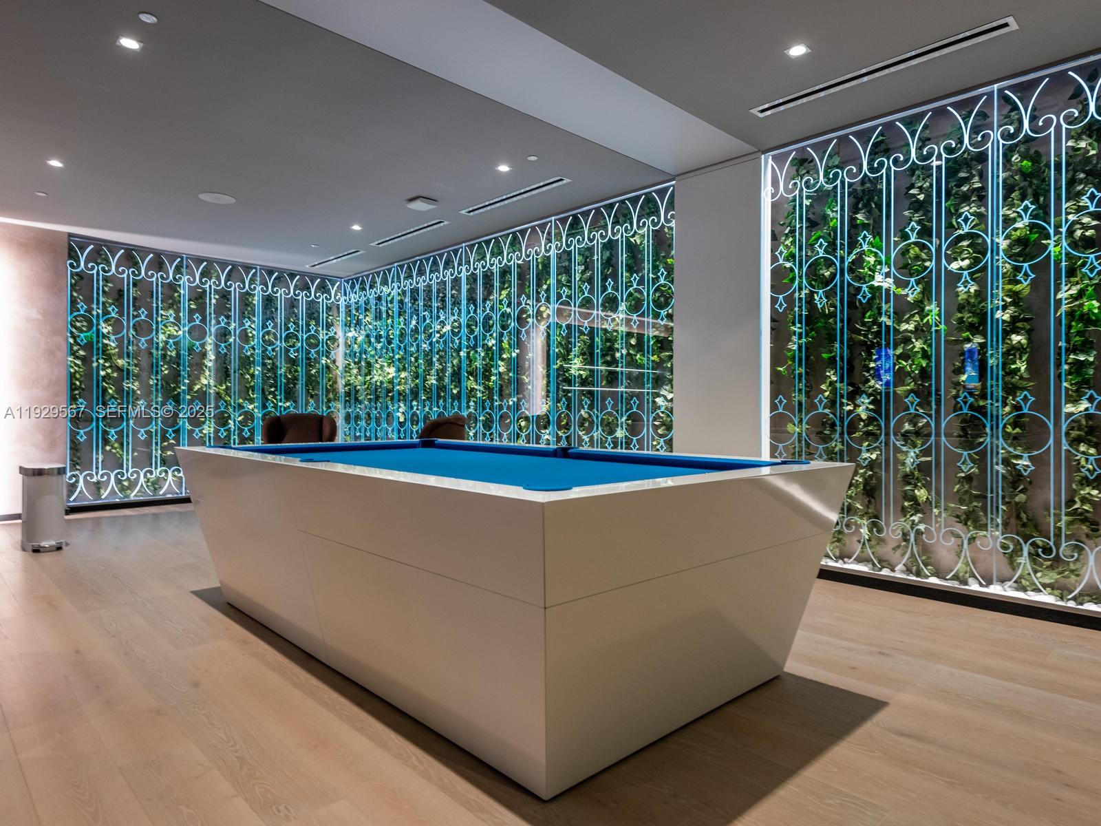 Photo of 1000 Brickell Plaza 4005 #4005 listing for Sale