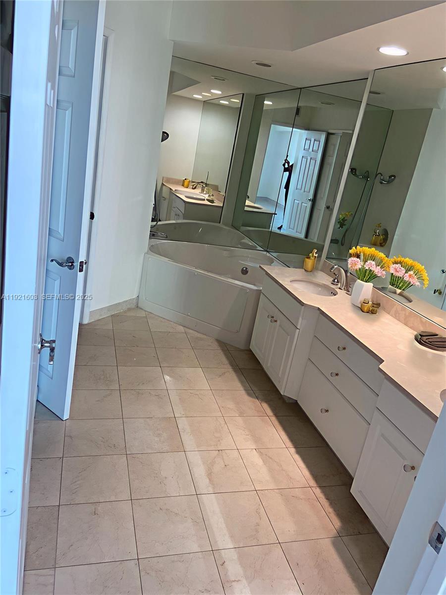 Photo of 3370 Hidden Bay Drive 1914 #1914 listing for Sale