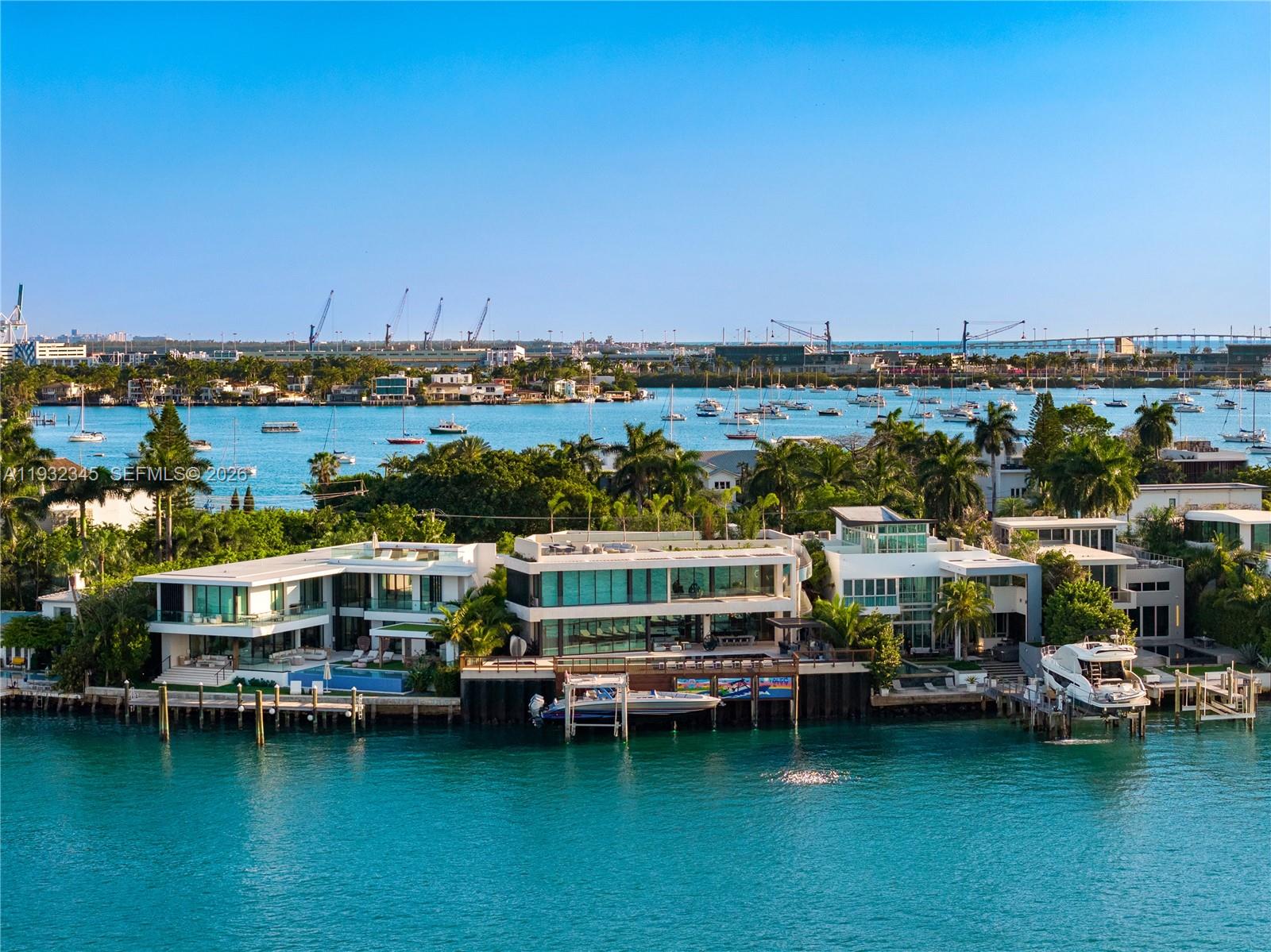 Photo of 1413 N Venetian Way # listing for Sale