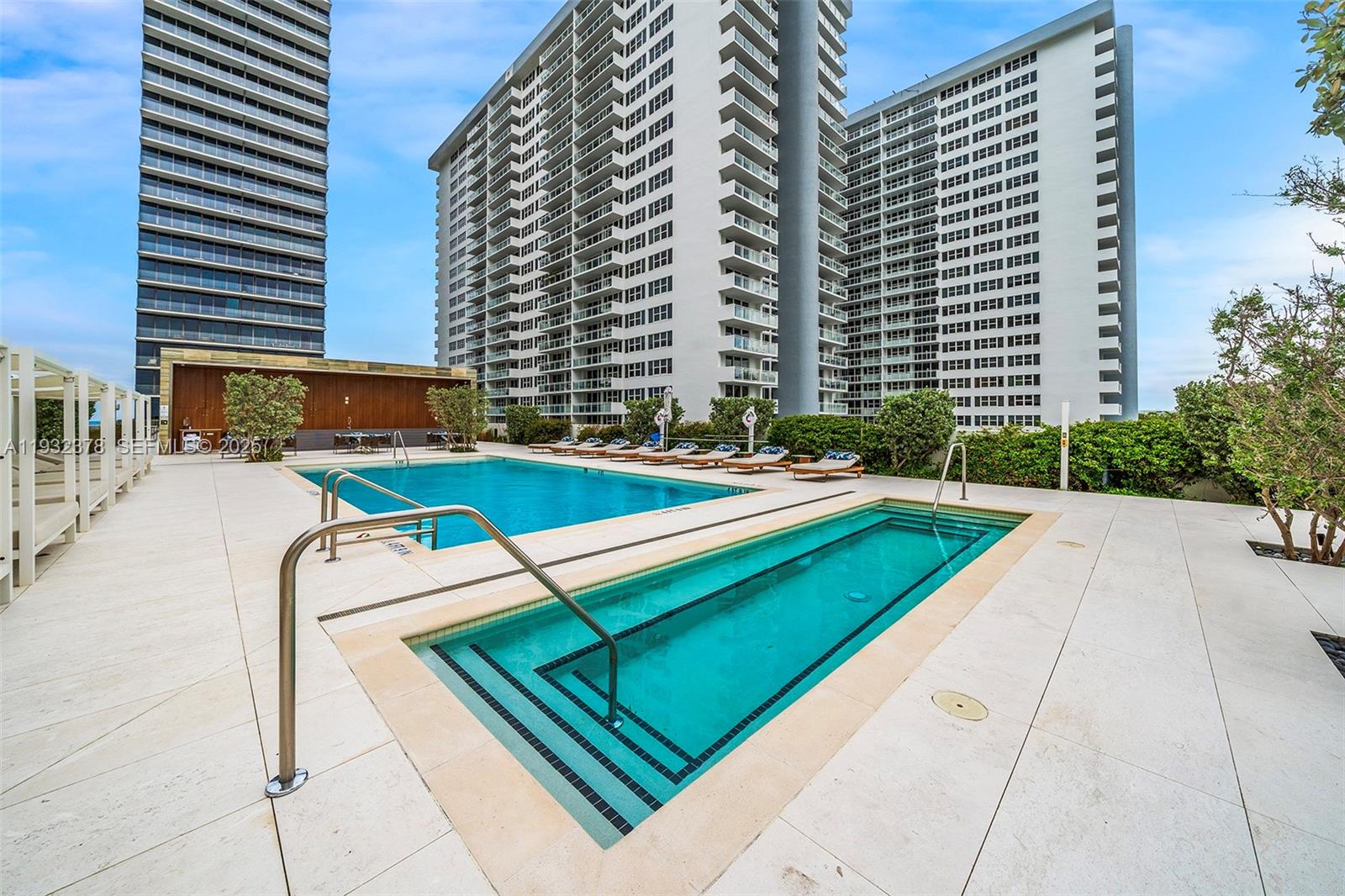 Photo of 2000 S Ocean Drive 18B #18B listing for Sale
