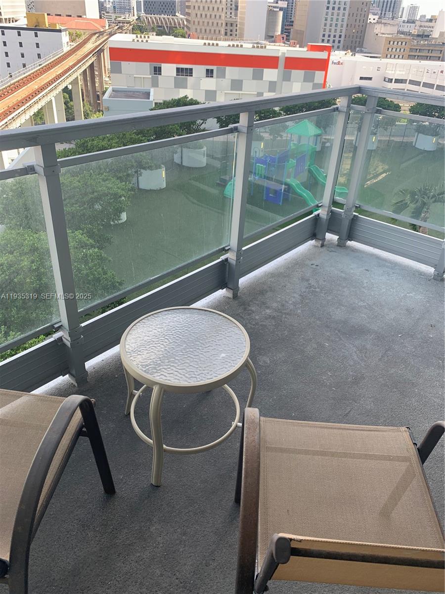 Photo of 90 SW 3rd Street 1211 #1211 listing for Sale