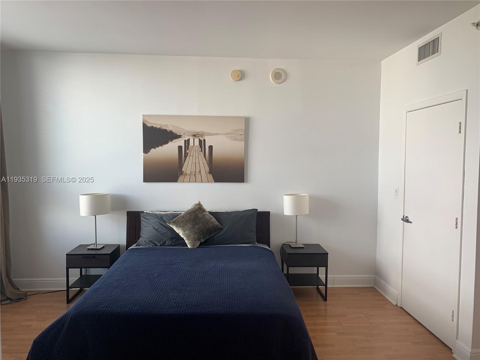 Photo of 90 SW 3rd Street 1211 #1211 listing for Sale
