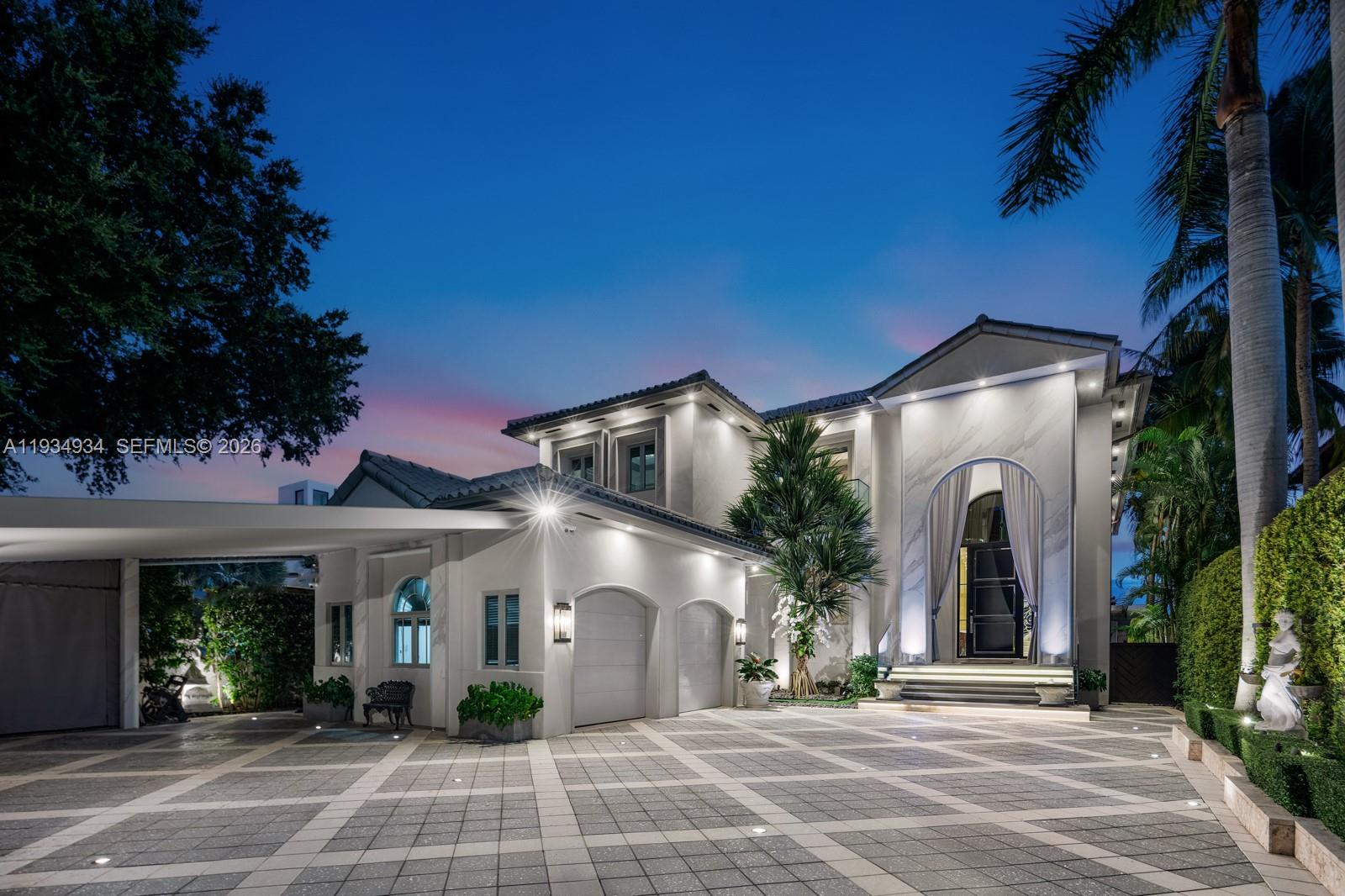 Photo of 176 S Hibiscus Drive # listing for Sale