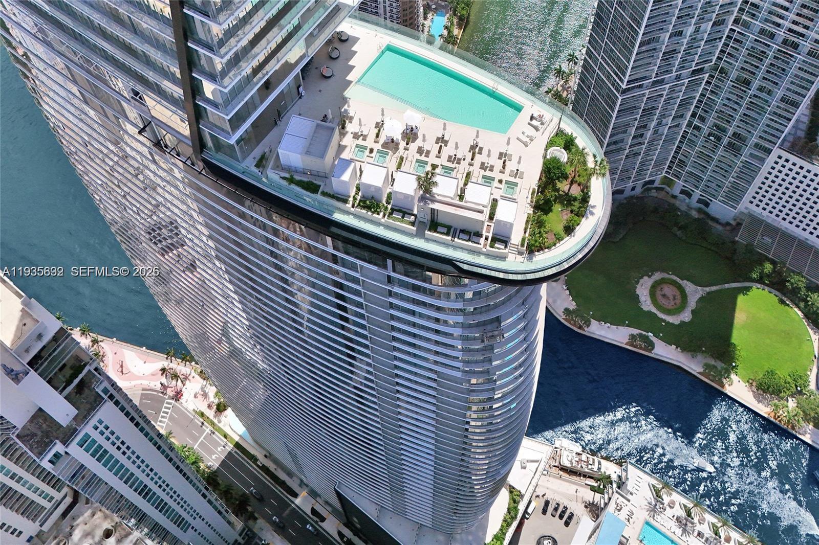 Photo of 300 Biscayne Blvd Way 3704C #3704C listing for Sale