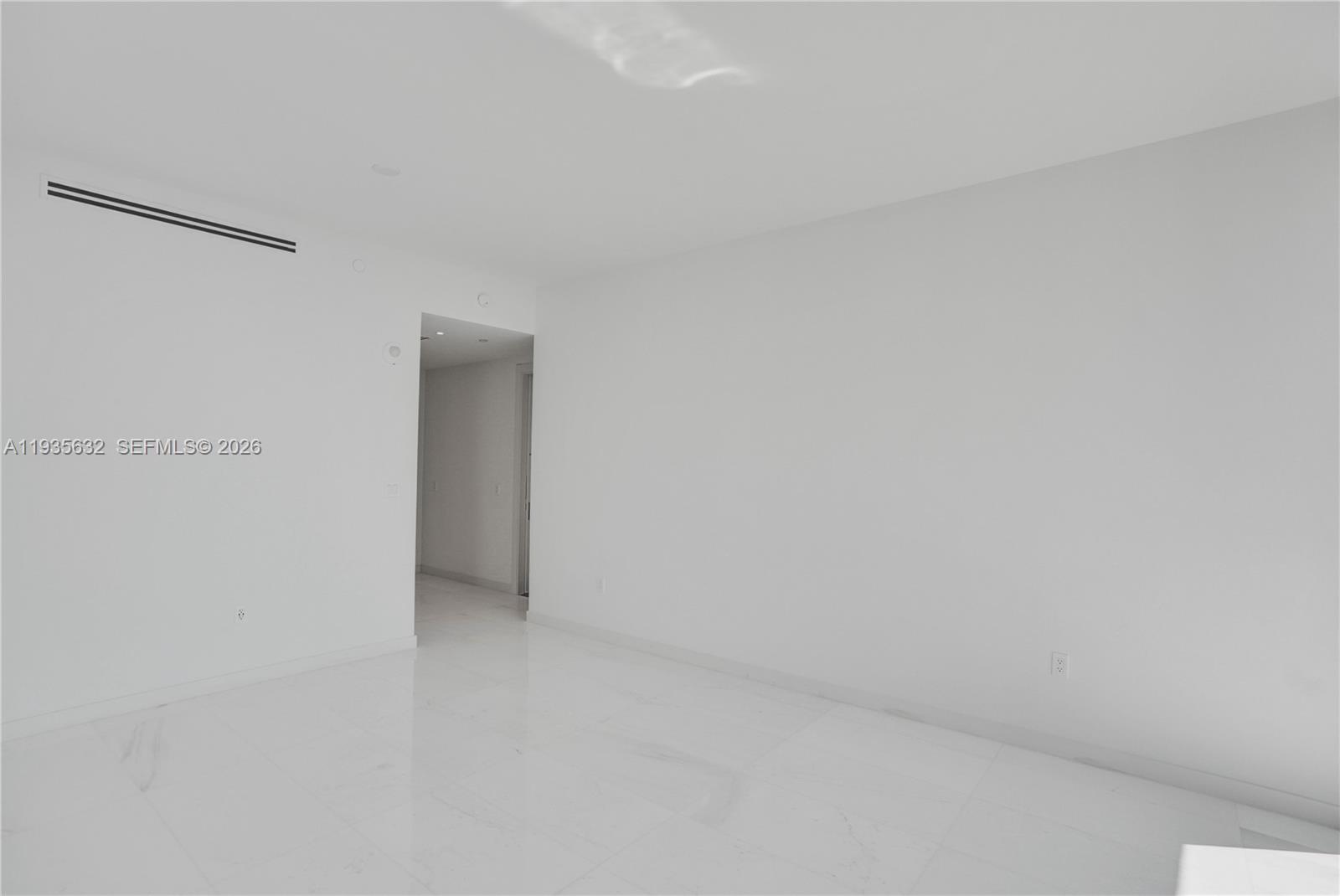 Photo of 300 Biscayne Blvd Way 3704C #3704C listing for Sale