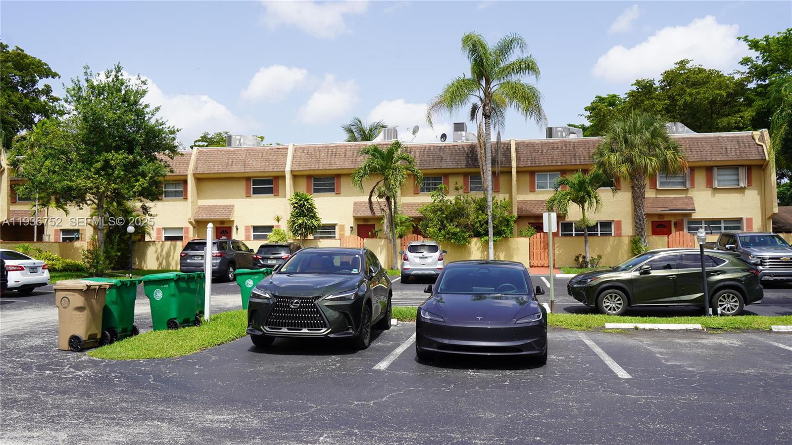 Photo of #A11936752 listing for Sale
